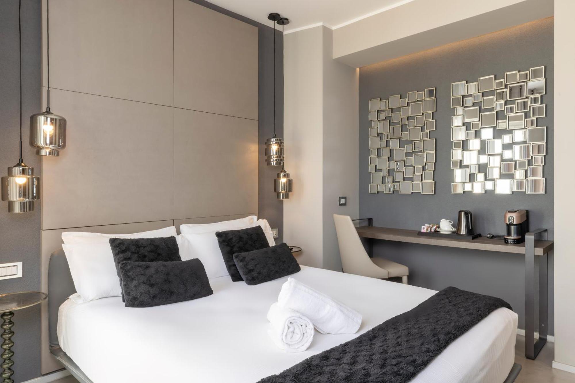 Milestone (Adults Only) Bed and Breakfast Quartu SantʼElena Exteriör bild