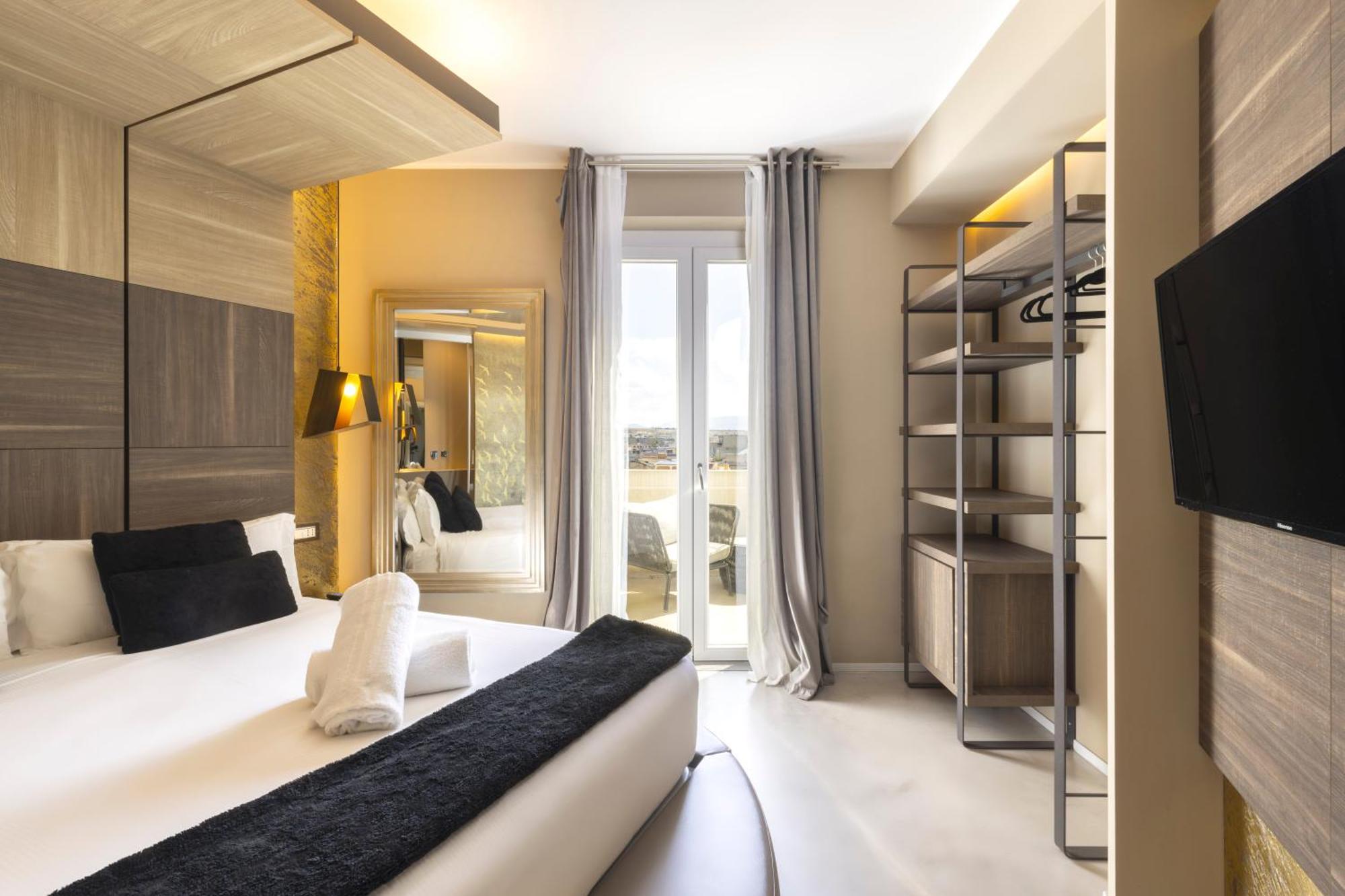 Milestone (Adults Only) Bed and Breakfast Quartu SantʼElena Exteriör bild