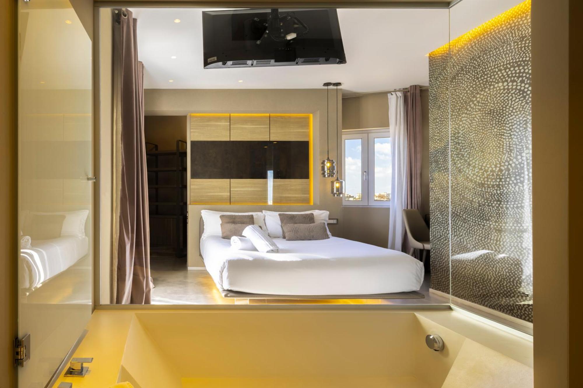 Milestone (Adults Only) Bed and Breakfast Quartu SantʼElena Exteriör bild