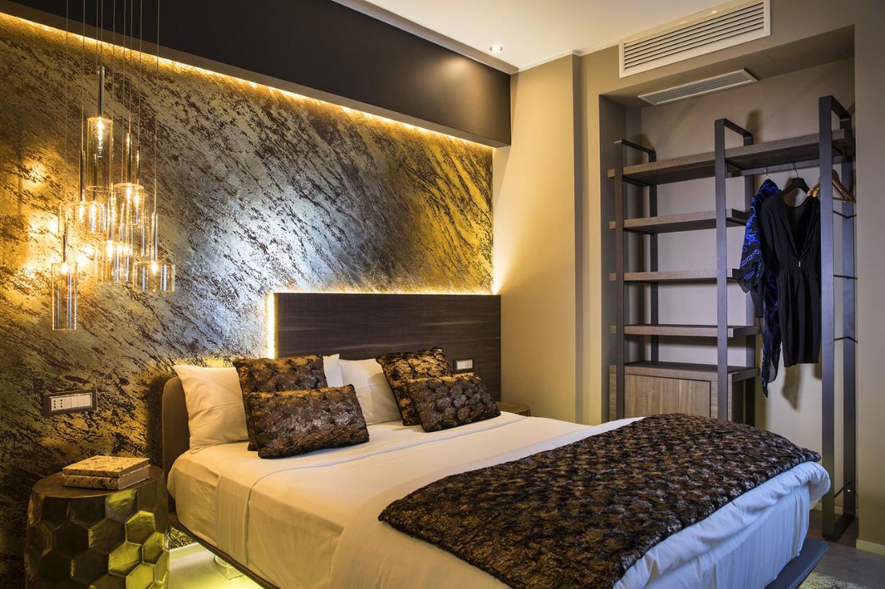 Milestone (Adults Only) Bed and Breakfast Quartu SantʼElena Exteriör bild